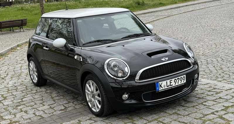 MINI Cooper S cena 32900 przebieg: 174000, rok produkcji 2010 z Wrocław małe 497